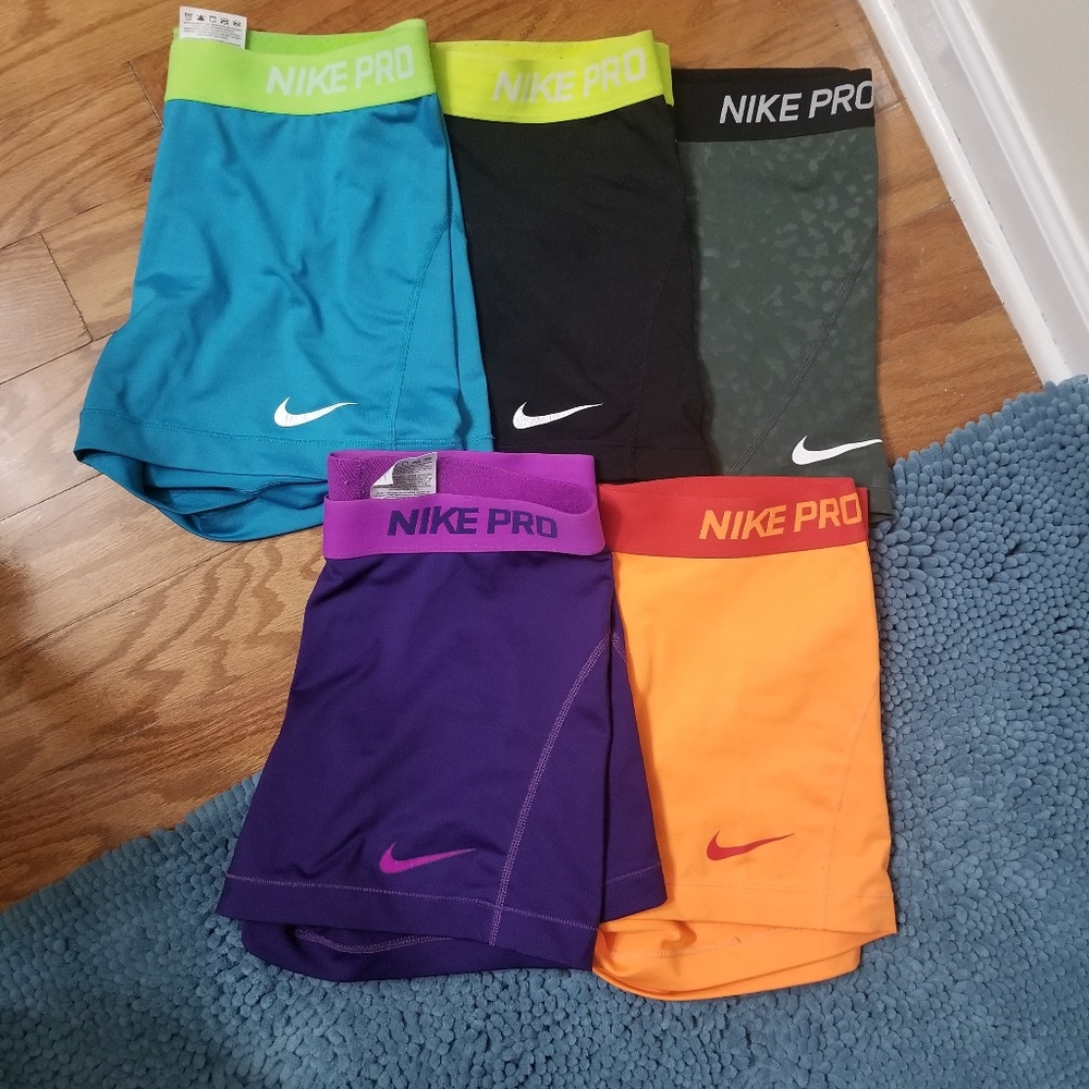 SOLD Nike Pro Compression 3" Bundle Size L
